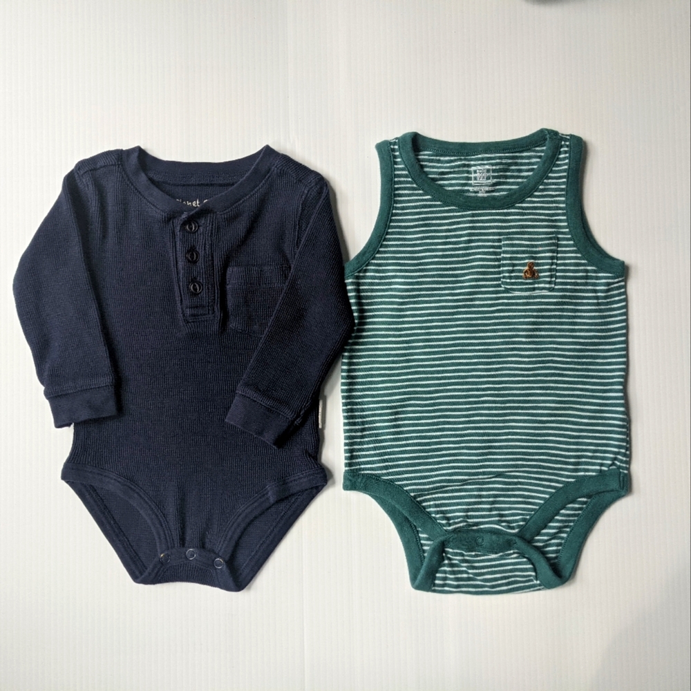 Bundle of 2 Onesies (Planet Cotton & Gap) 18 month